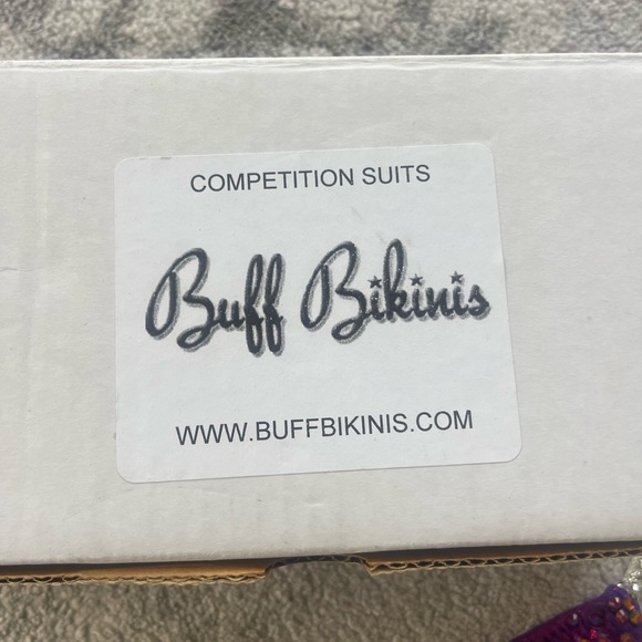 Competition Bikini - Picture 5 of 11